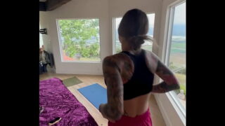 felicity feline naked morning yoga